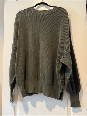 aerie Olive Green Ribbed Knit Crewneck Sweater✨